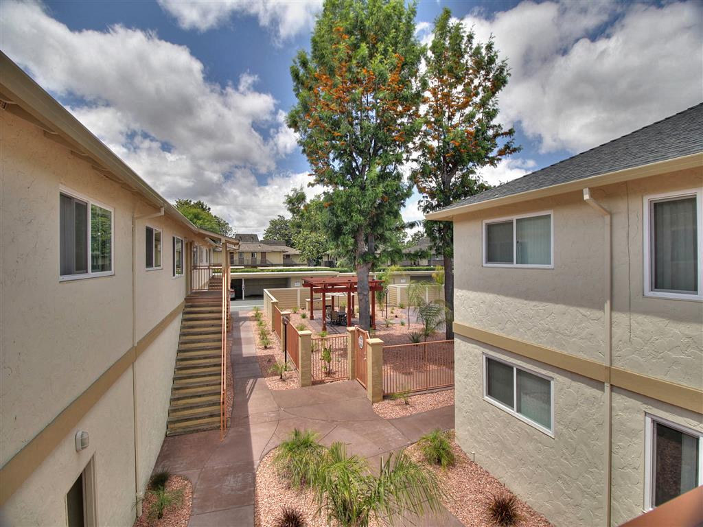 South Mary Place Apartments photo 4